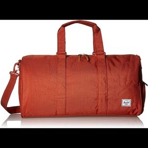 Herschel Novel Duffle Mid-Volume